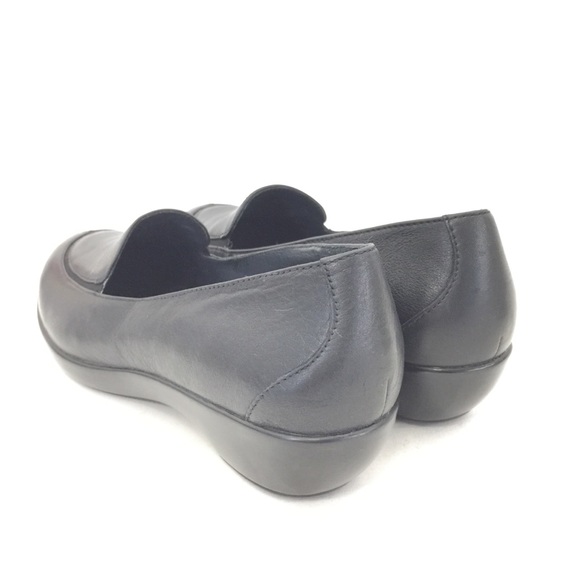 - SOLD - Dansko Black Leather Loafers - Picture 7 of 8